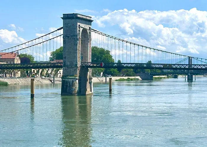 Studio En Centre Ville Avec Vue Rhone